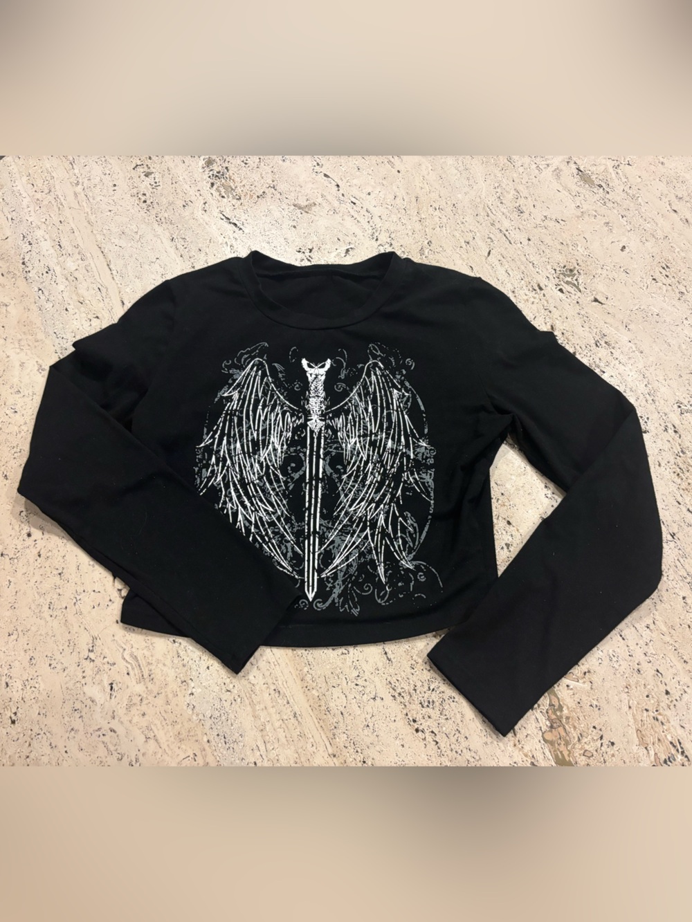 Crop long sleeve t-shirt